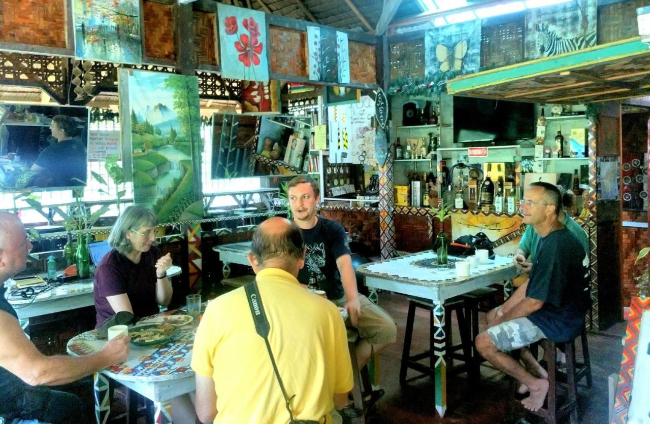 Klub Safari Tourist Inn Tagbina Luaran gambar